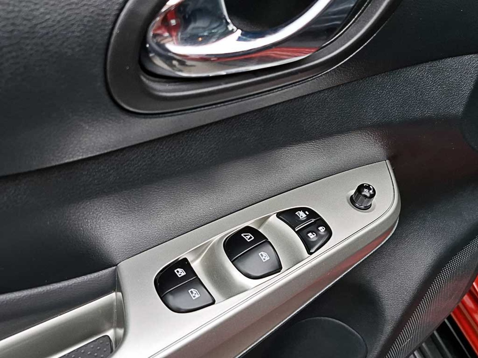 DFSK D1 2.2 LUXURY AT 4X4 DIESEL 2025 - Imagen 12 de 20