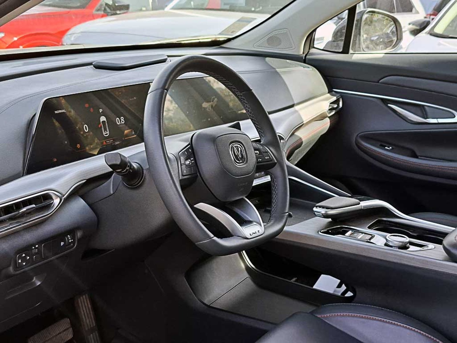 CHANGAN UNI-T (IN) 1.5 LUXURY AT 2024 - Imagen 10 de 20