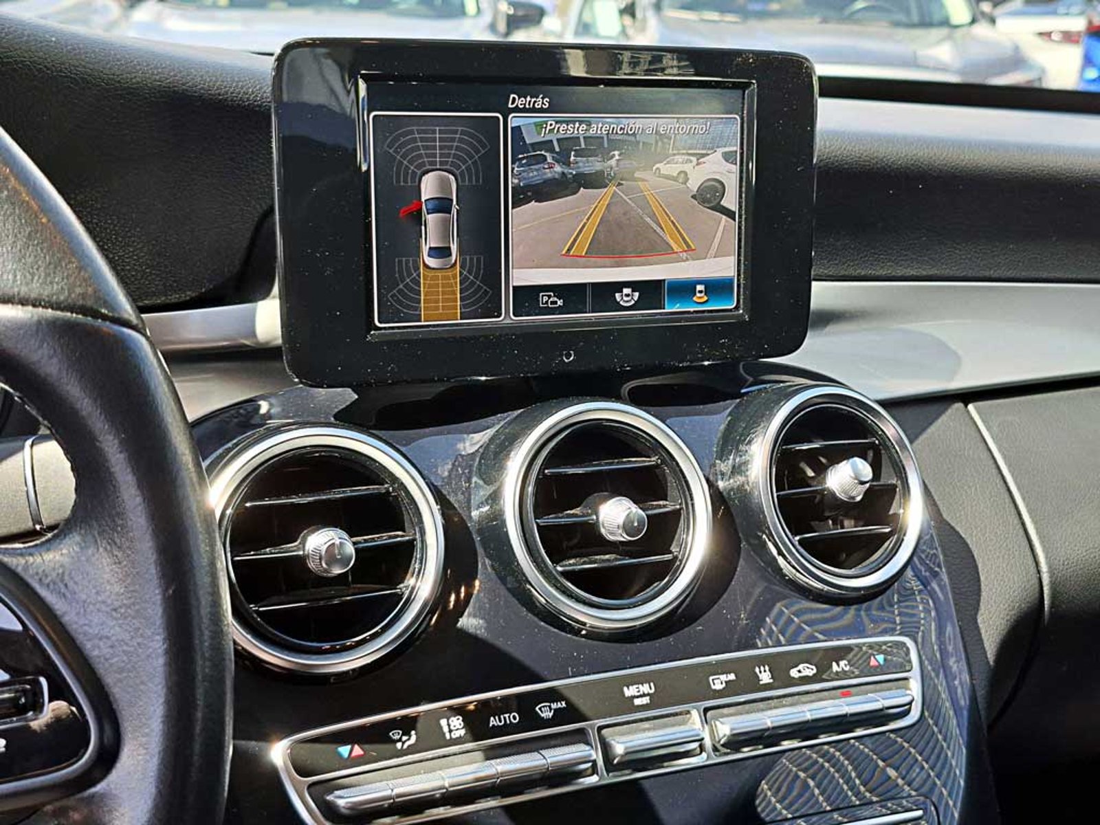 Mercedes-Benz C 300 C 300E 2.0 AT 2021 - Imagen 19 de 20