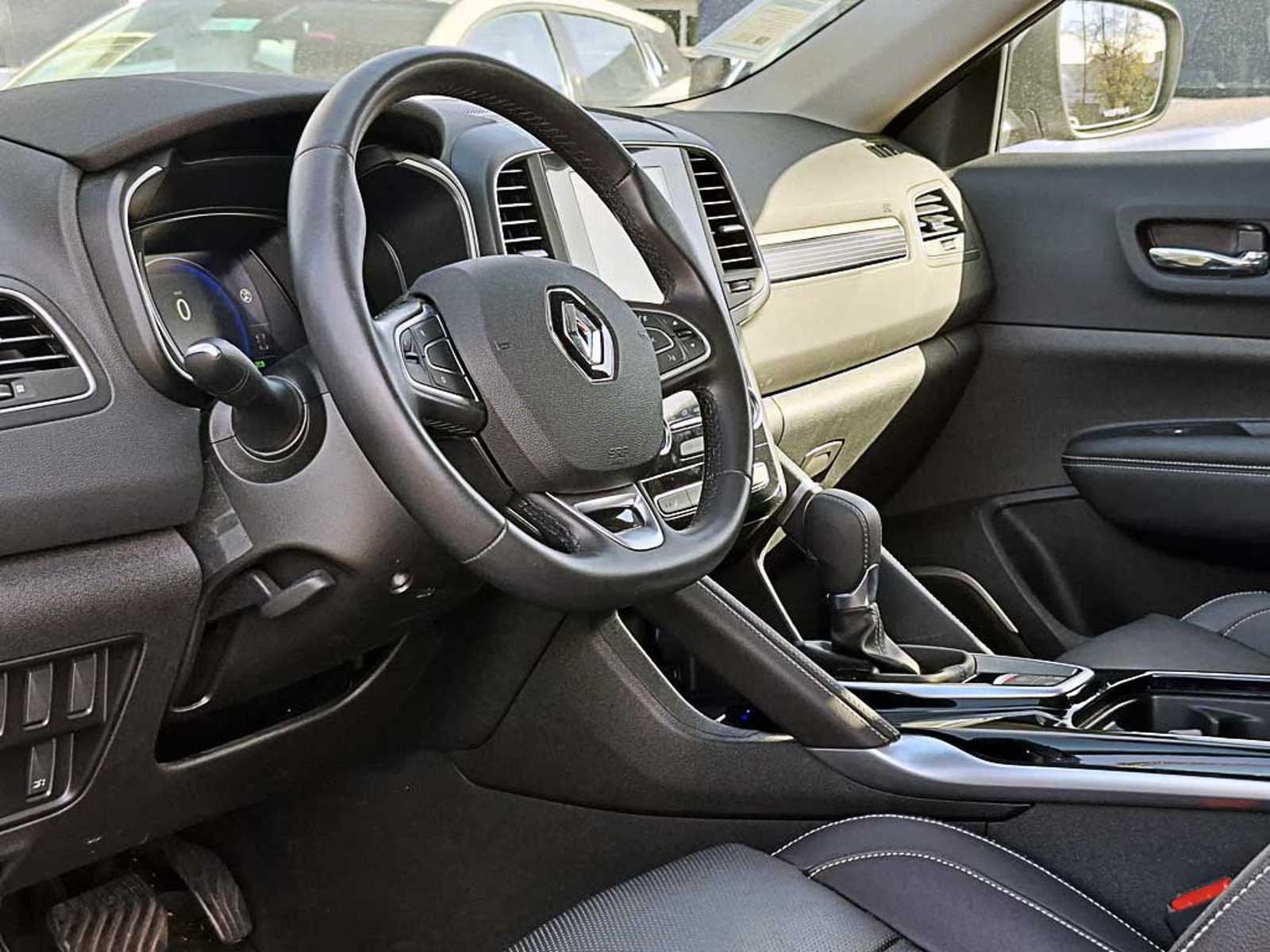 Renault KOLEOS 2.5 INTENS AT 4X2 2025 - Imagen 13 de 20