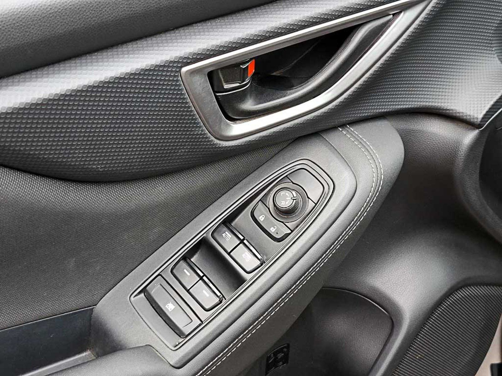 Subaru FORESTER 2.0 X AT 4X4 2024 - Imagen 15 de 20