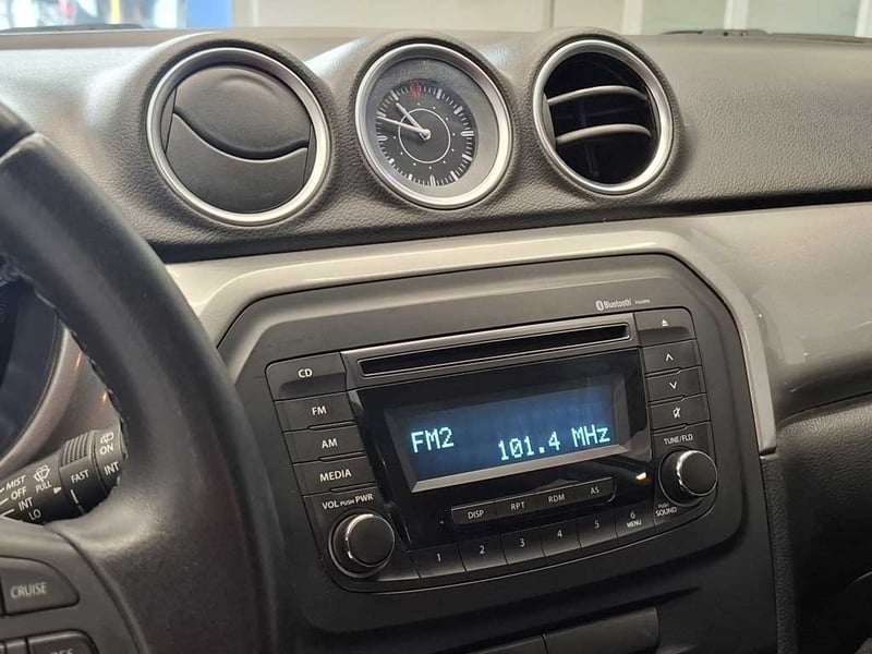 Suzuki VITARA 1.6 GLS 4X2 AT 2017 - Imagen 18 de 20