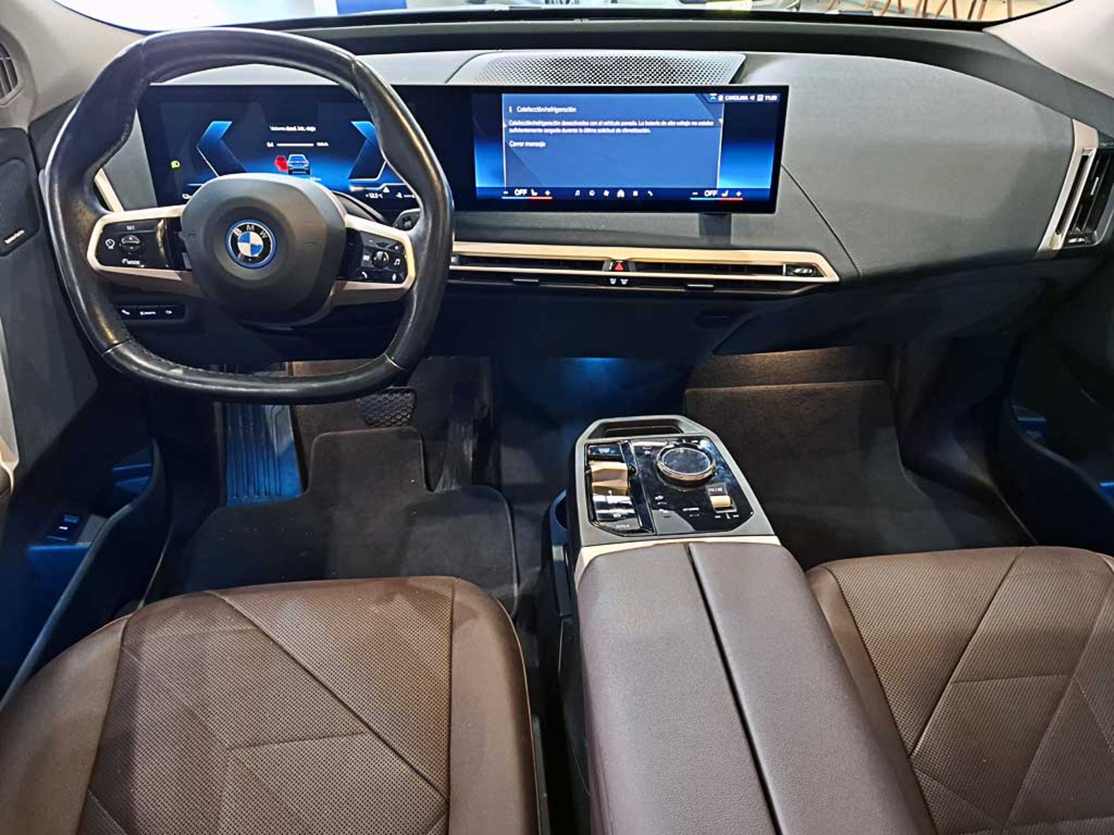 BMW IX 0.0 XDRIVE40 SUITE AT 4X4 ELECTRICO 2023 - Imagen 9 de 20