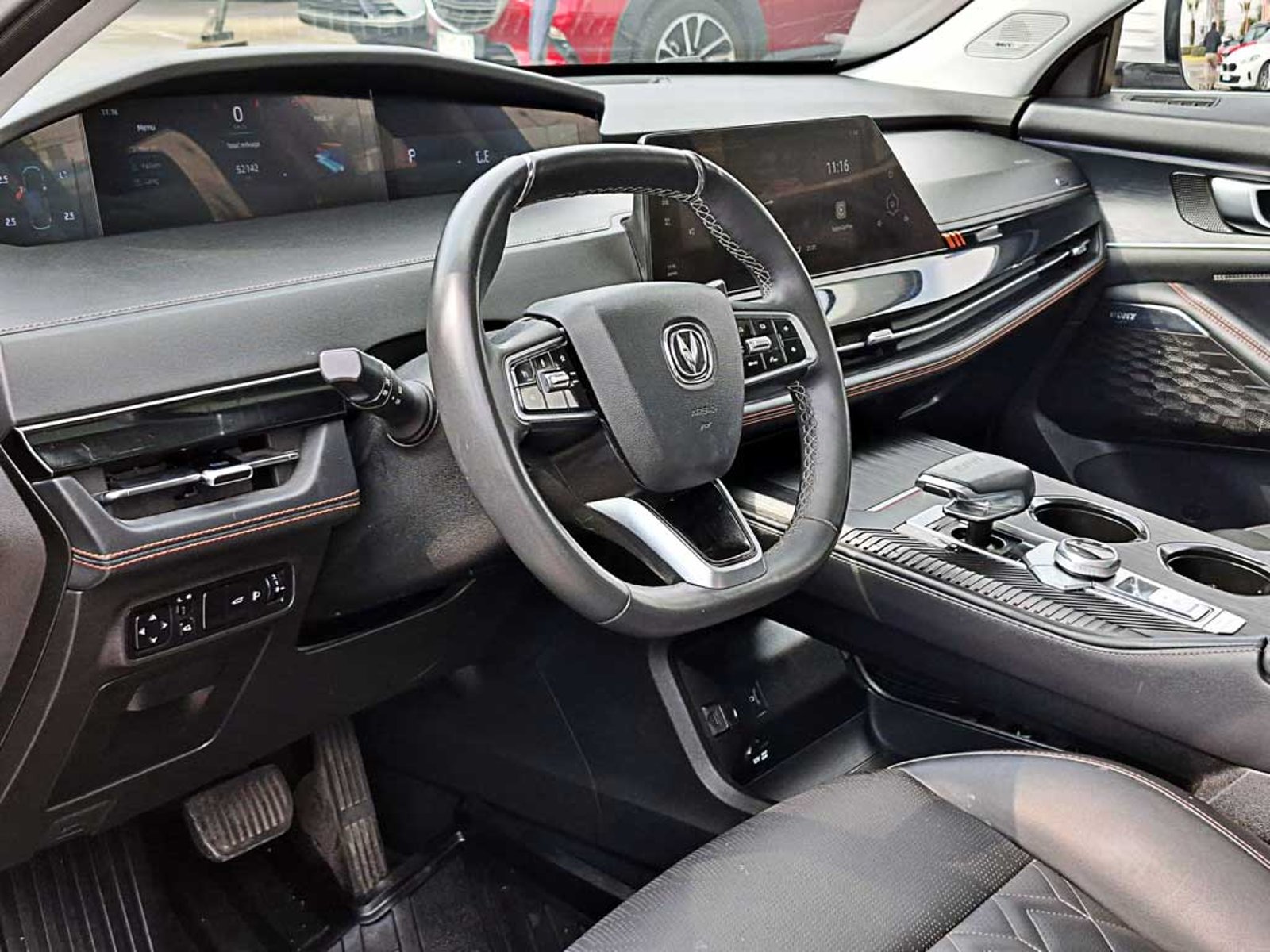 Changan UNI-K 2.0 T LUXURY AT 2024 - Imagen 11 de 20