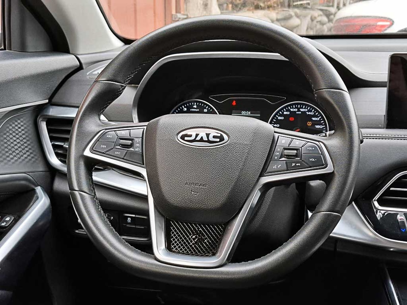 JAC JS8 (IN) 1.5 LUXURY SE DCT AT 2024 - Imagen 15 de 20