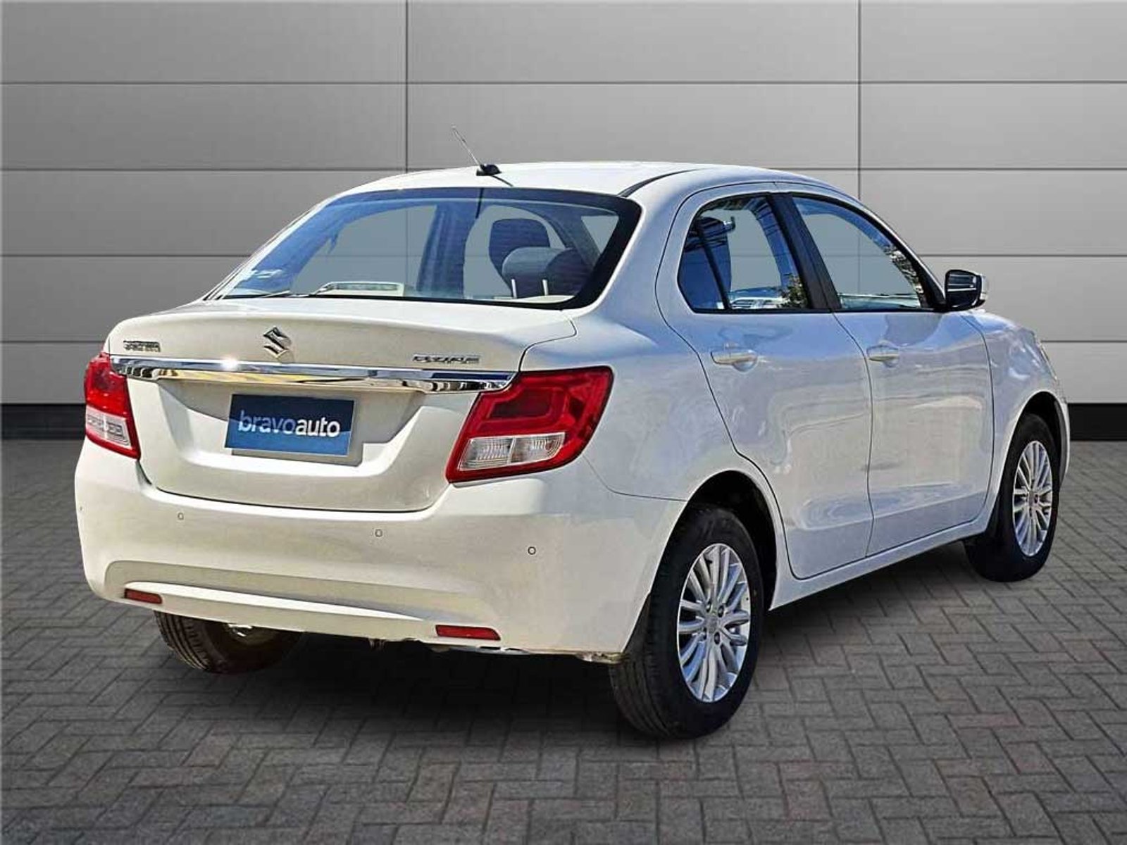 Suzuki DZIRE 1.2 GL SPORT MT 2024 - Foto 4 de 18