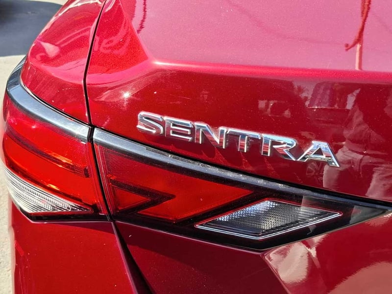 Nissan SENTRA 2.0 ADVANCE MT 2022 - Imagen 9 de 20