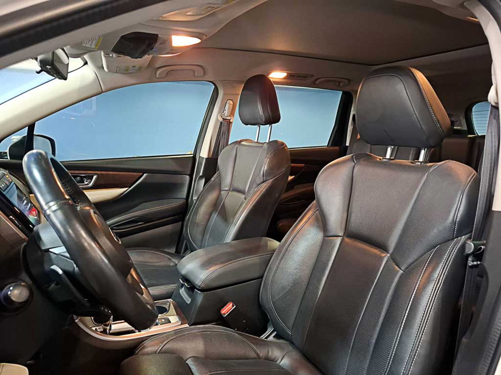 Subaru EVOLTIS 2.4 T TOURING GARDX AT 4X4 2023 - Imagen 15 de 20