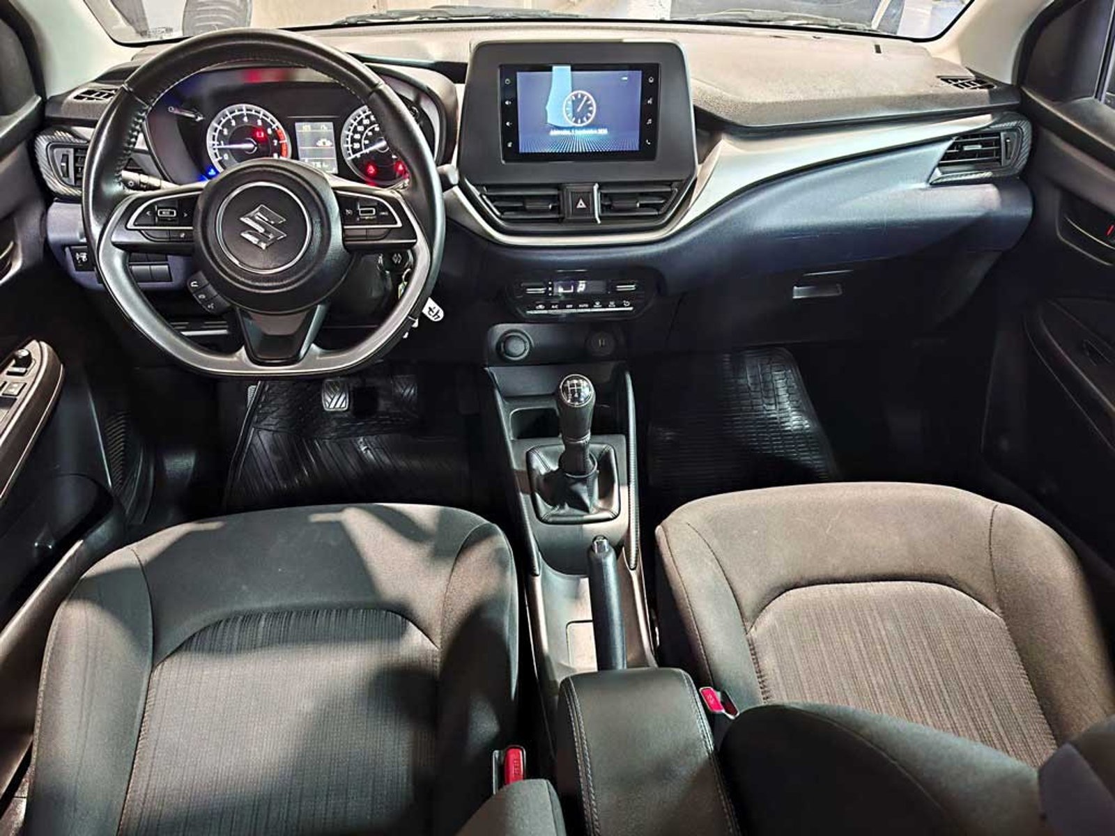 Suzuki BALENO 1.5 GLS MT 2024 - Imagen 12 de 20