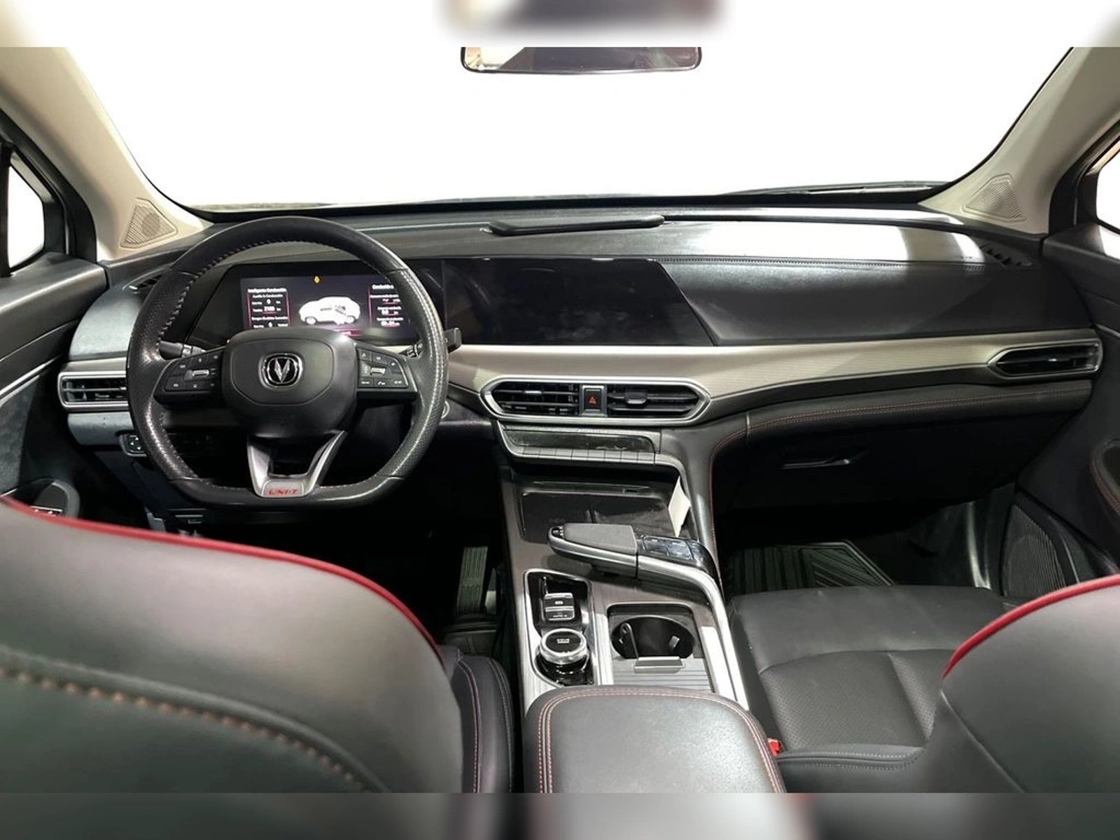 CHANGAN UNI-T 1.5 ELITE AT 2024 - Imagen 14 de 18