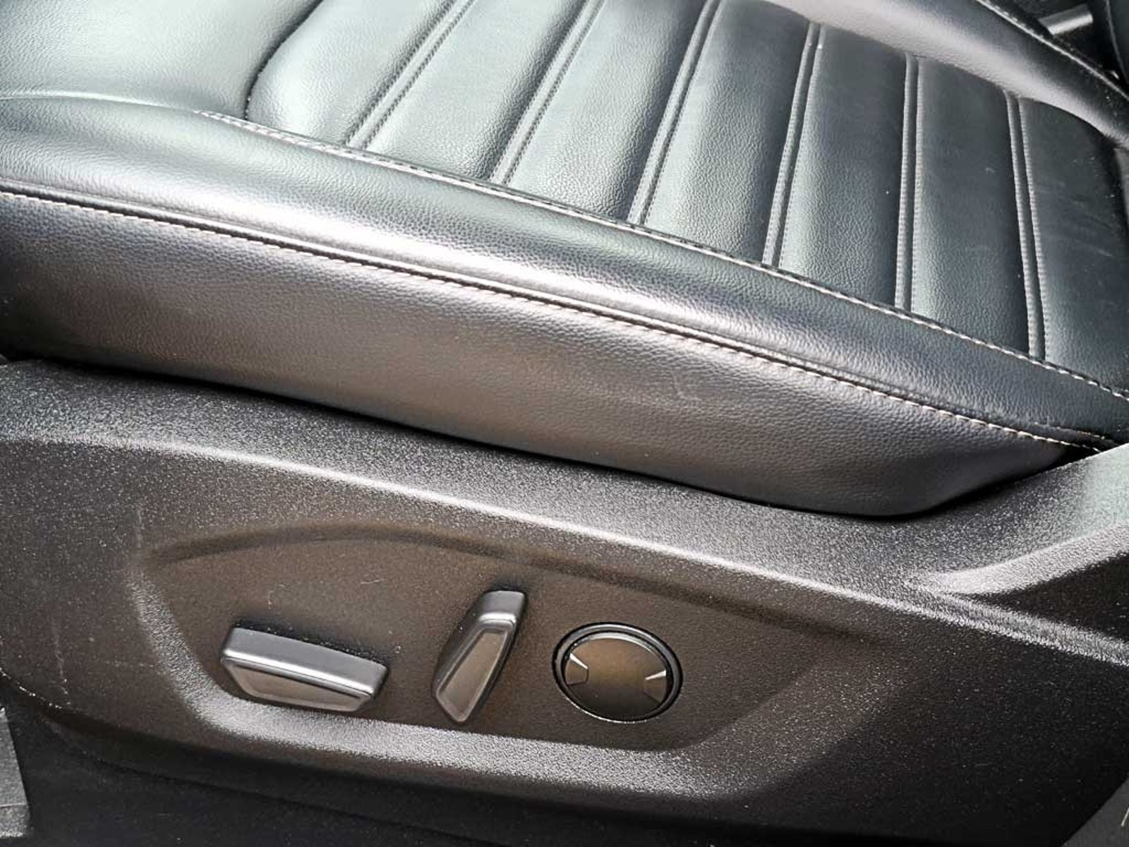 Ford EDGE 2.0 SEL AT 4X4 2024 - Imagen 13 de 20
