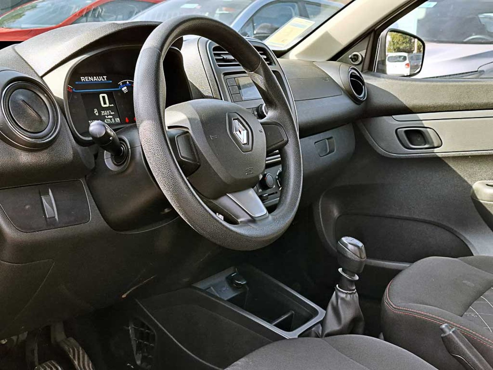 Renault KWID 1.0 HB ZEN MT 2024 - Imagen 10 de 18