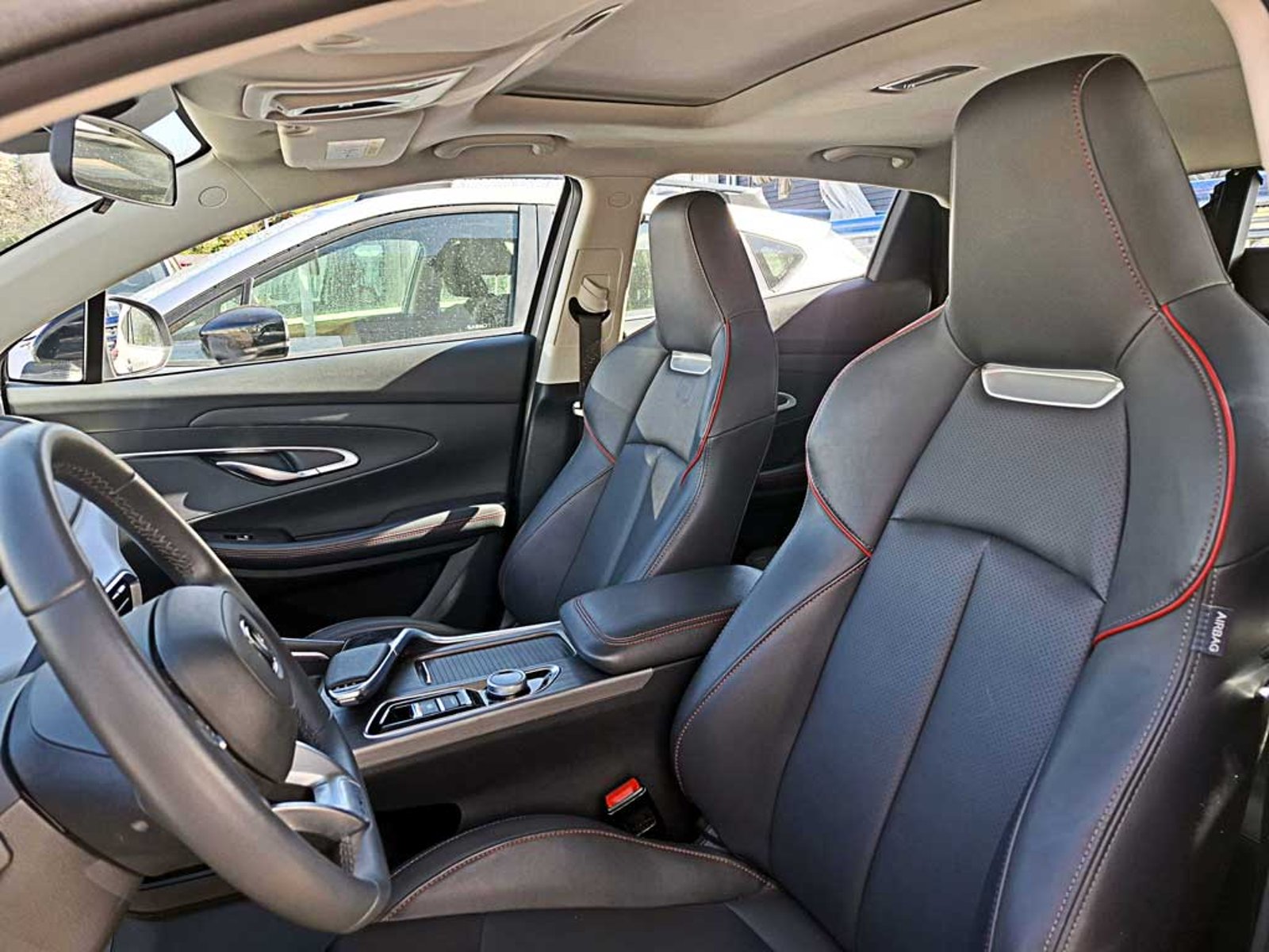 Changan UNI-T 1.5 LUXURY AT 2024 - Imagen 14 de 20