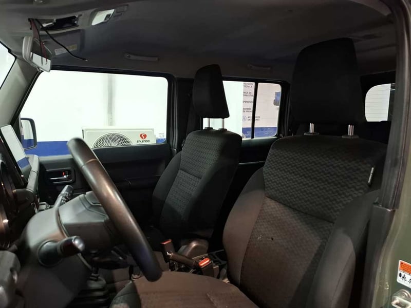 Suzuki JIMNY 1.5 GLX MT 4X4 2024 - Imagen 14 de 20