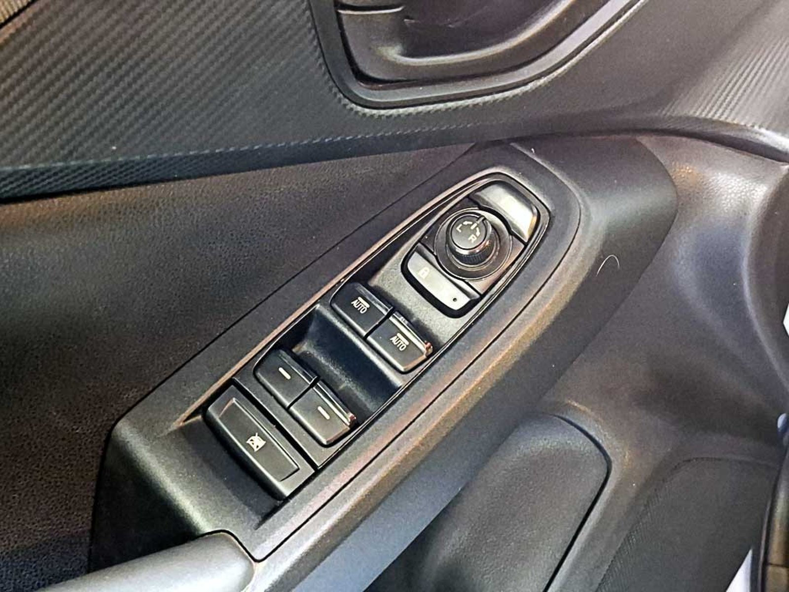 SUBARU CROSSTREK (IN) 2.0 AT 4X4 2024 - Imagen 11 de 18