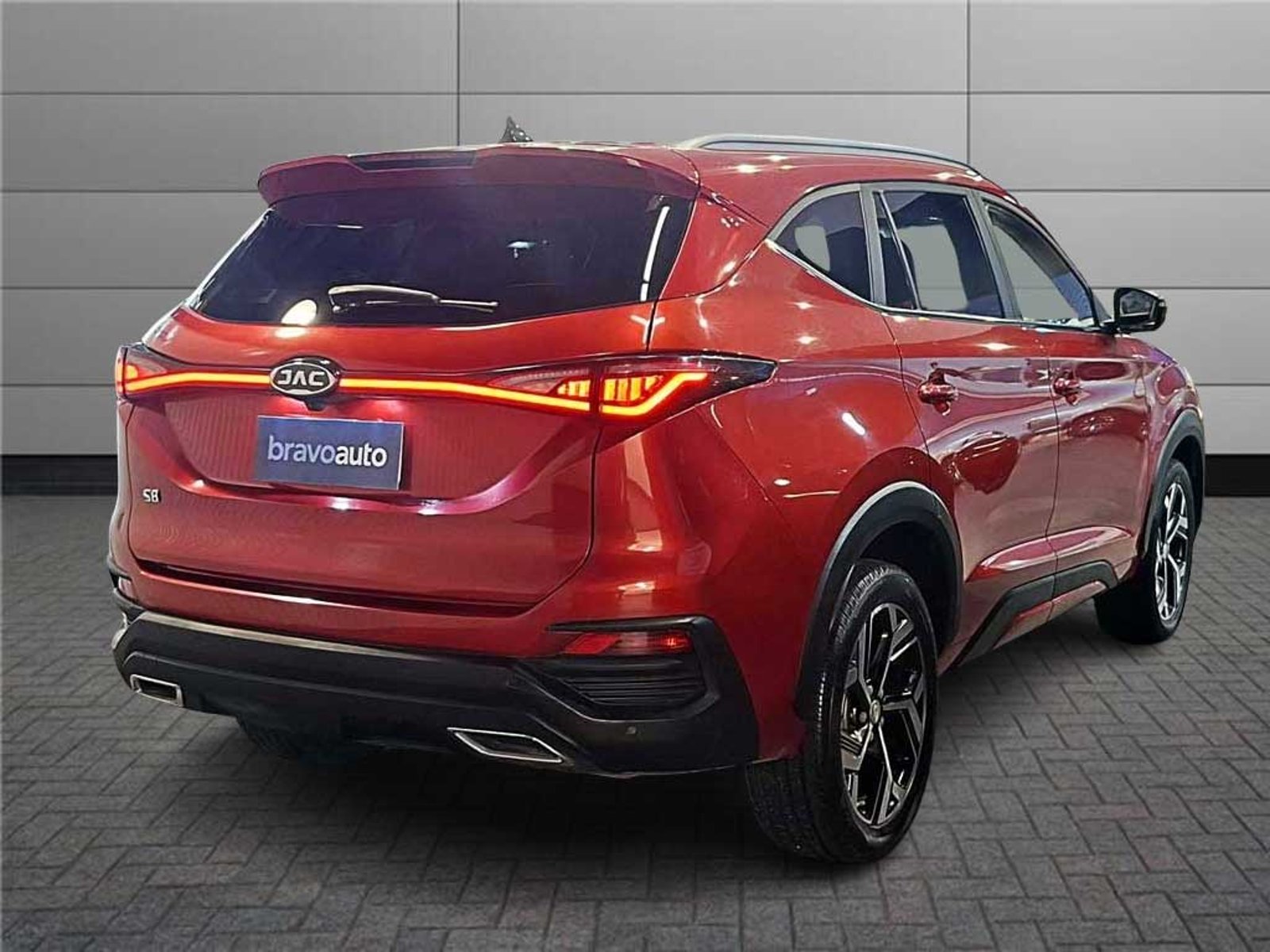 JAC JS8 1.5 LUXURY SE 6 MT 2024 - Foto 4 de 19