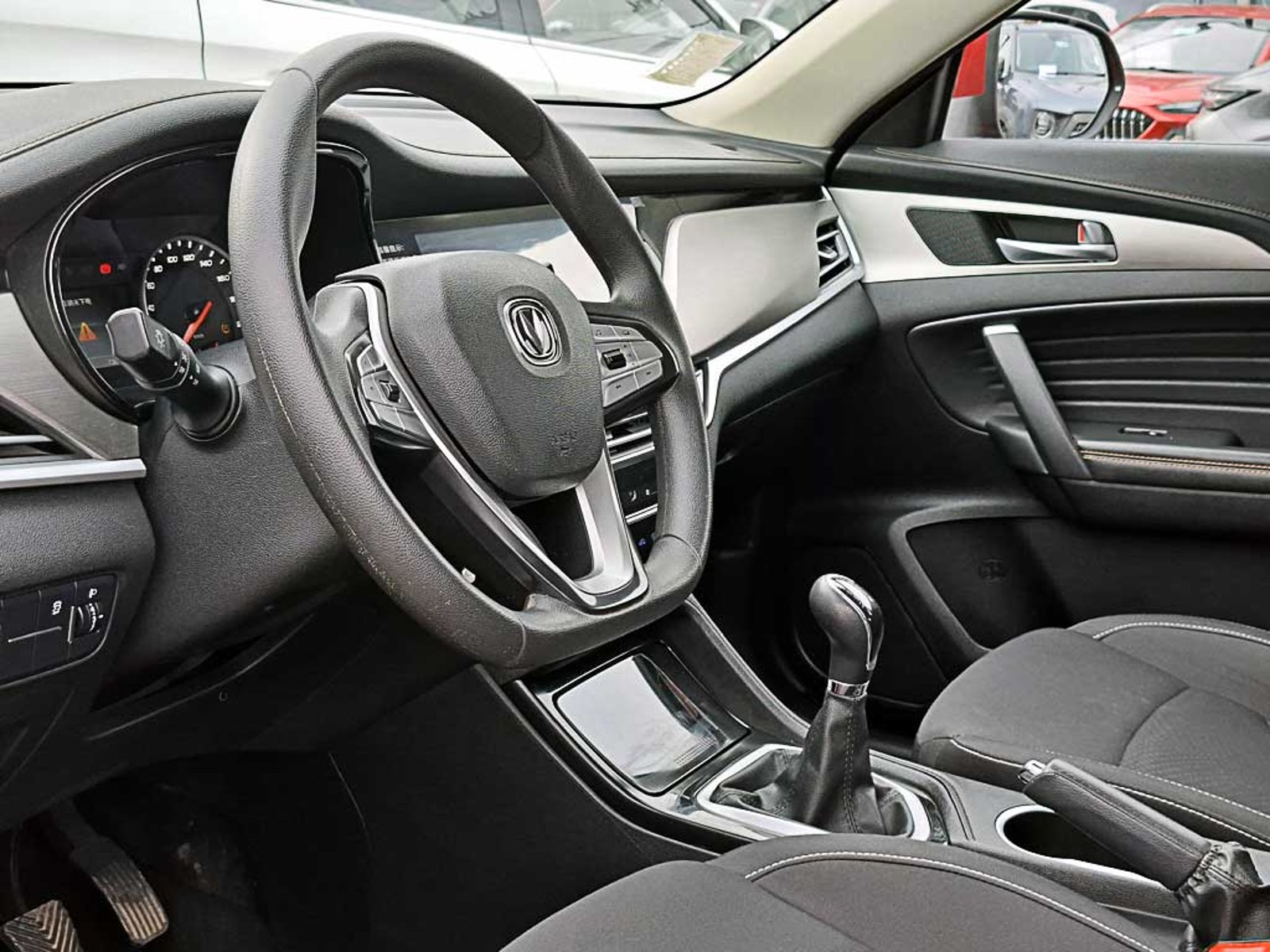 Changan CS35 Plus 1.6 PLUS COMFORT MT 2021 - Imagen 12 de 20