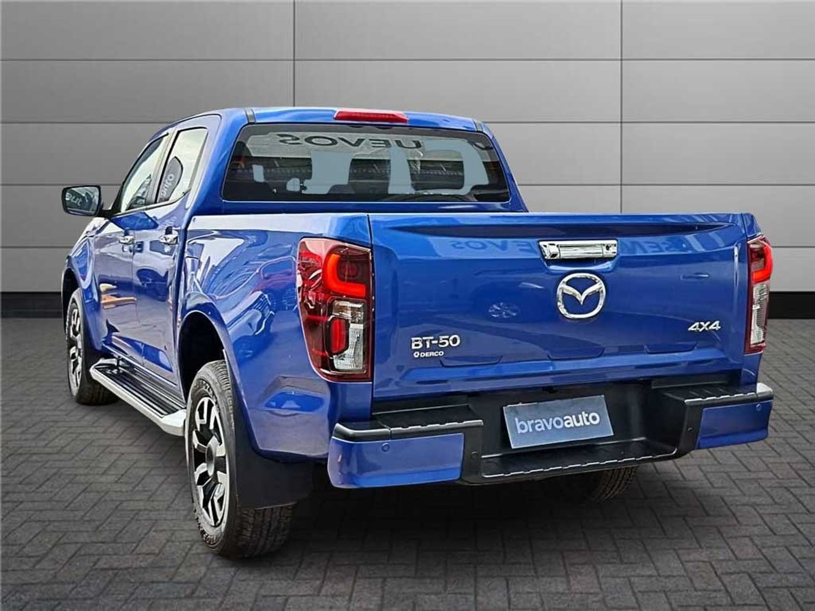 Mazda BT-50 3.0 DC HIGH AT 4X4 DIESEL 2025 - Foto 2 de 20