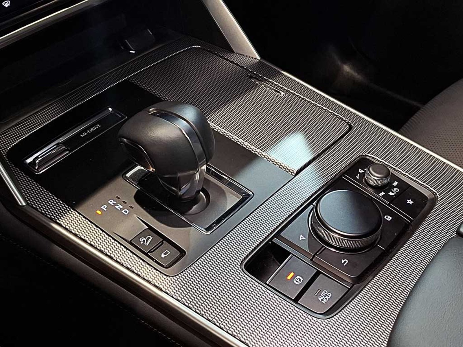 Mazda CX-90 3.3 SIGNATURE AT 4X4 HIBRIDO 2026 - Imagen 20 de 20