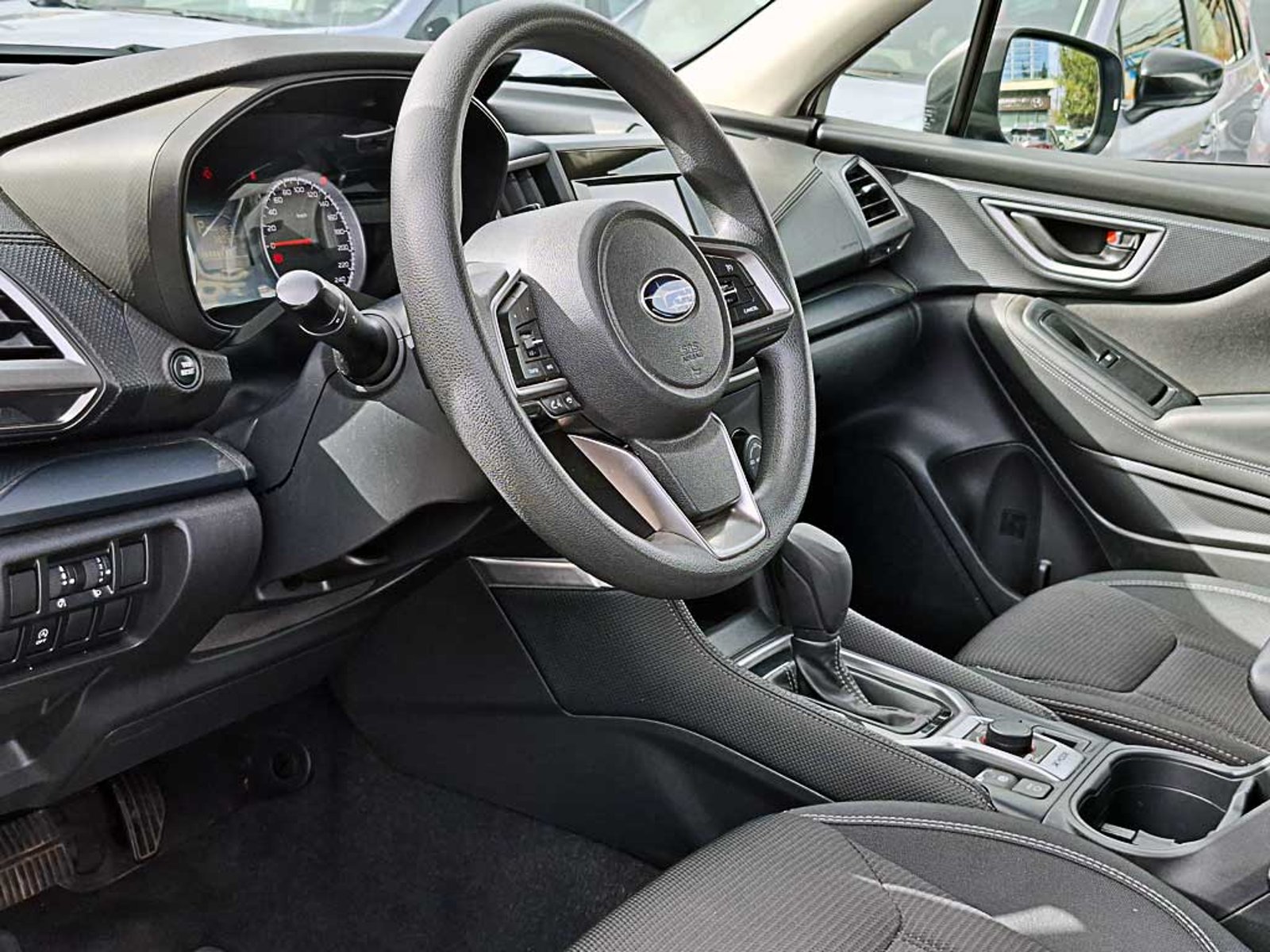 Subaru FORESTER 2.0 X AT 4X4 2024 - Imagen 13 de 20