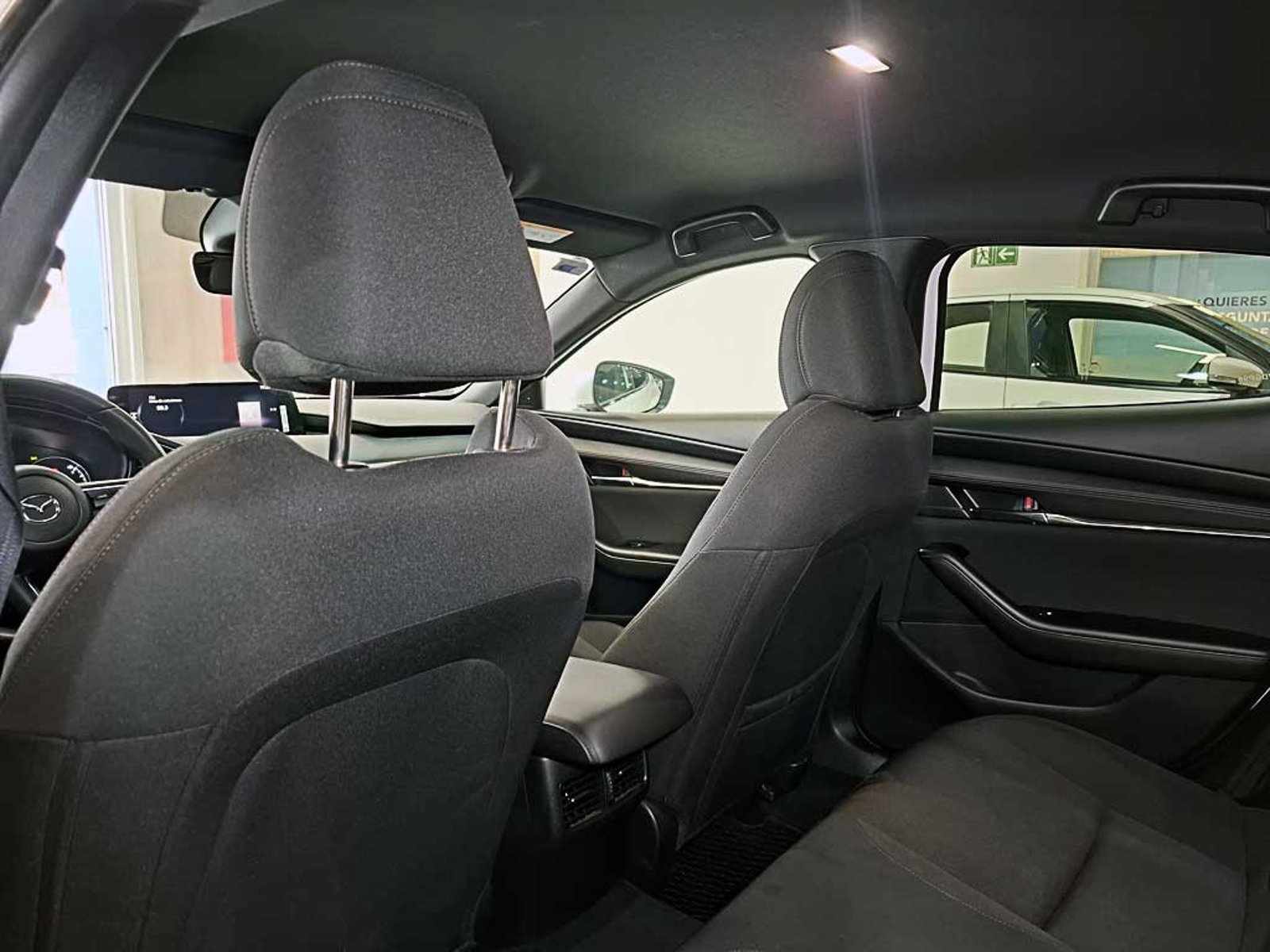 MAZDA 3 SPORT (IN) 2.0 SPORT CORE MT 2025 - Imagen 14 de 20