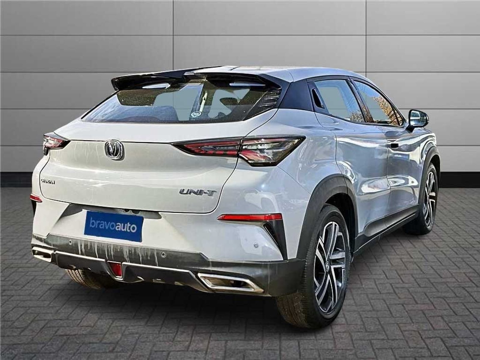 Changan UNI-T 1.5  4X2 AT 5P 2024 - Imagen 4 de 20