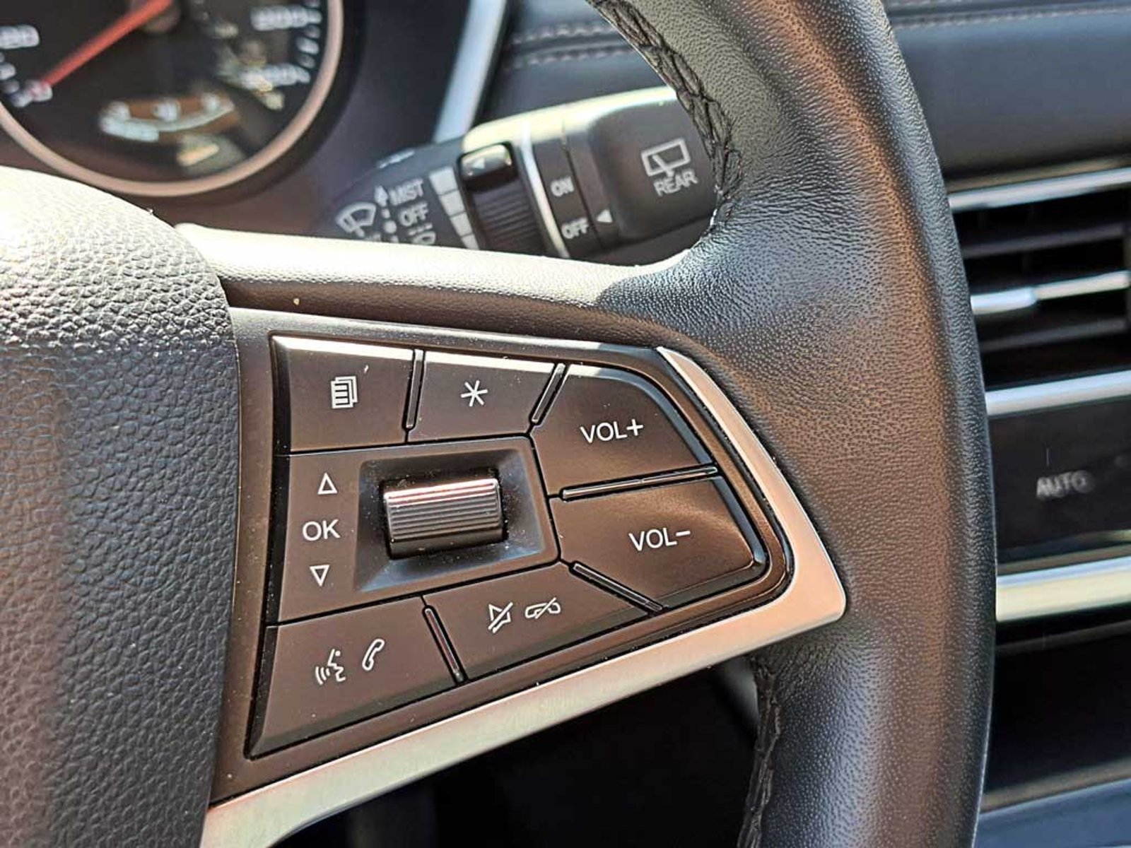 JAC JS8 1.5 LUXURY SE DCT AT 2024 - Imagen 15 de 18