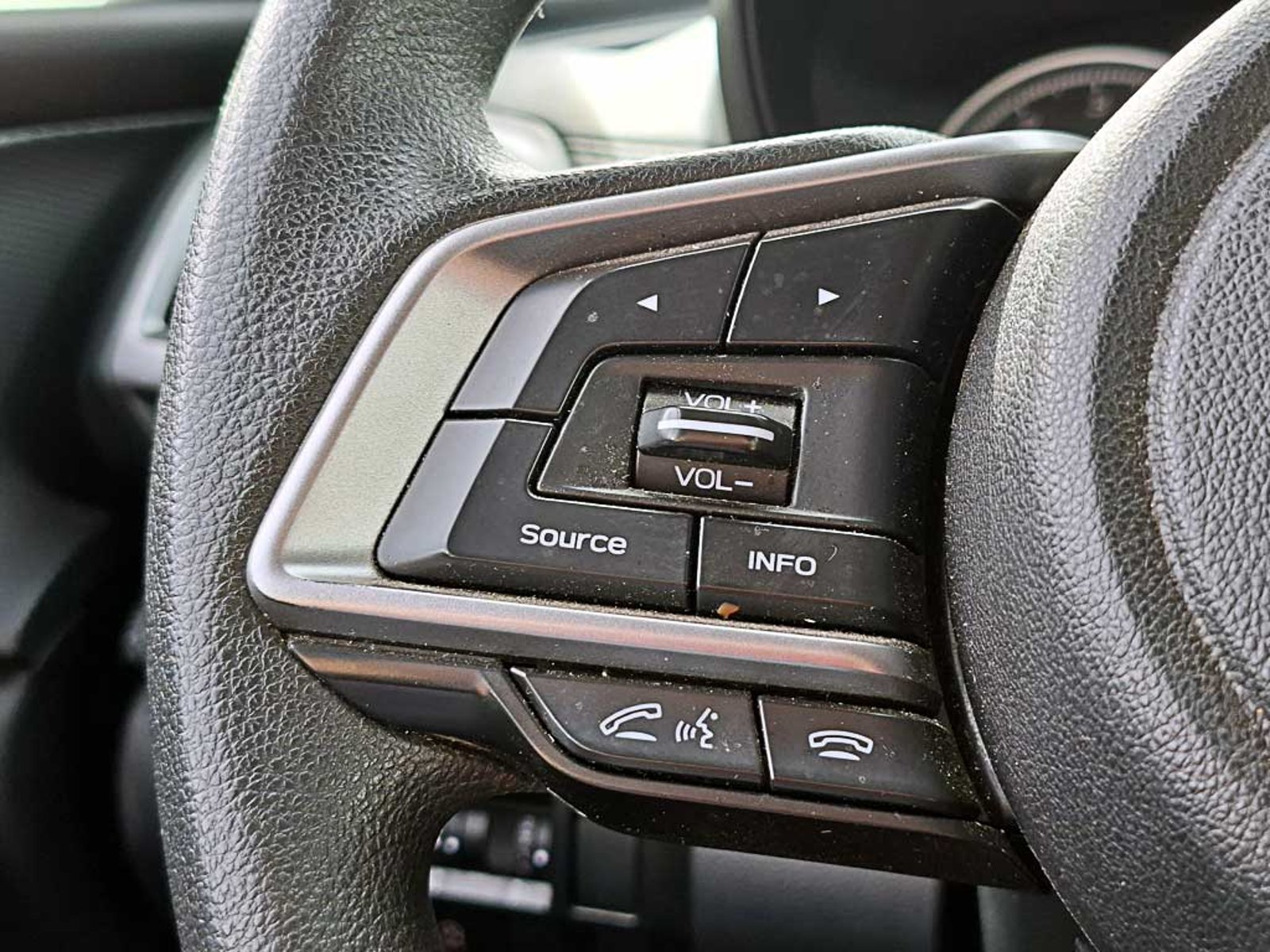 Subaru FORESTER 2.0 X AT 4X4 2024 - Imagen 17 de 20