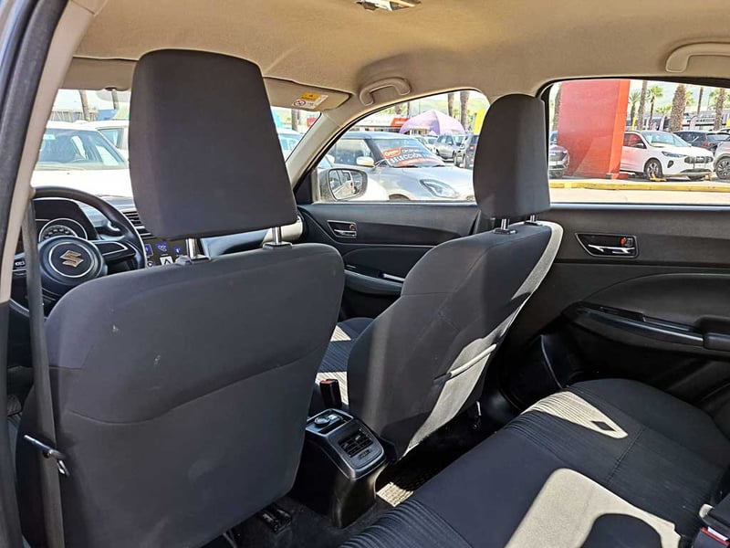 Suzuki DZIRE 1.2 GL MT 2024 - Imagen 12 de 16