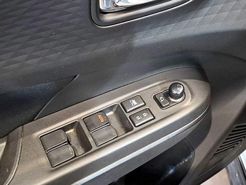 Suzuki SWIFT 1.2 GLX MT HIBRIDO 2026 - Imagen 11 de 20