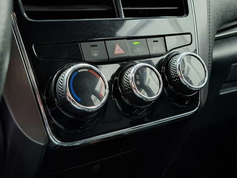 Toyota YARIS 1.5 SPORT MT 2021 - Imagen 17 de 19