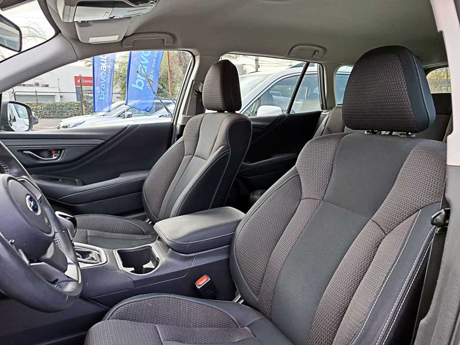 Subaru OUTBACK 2.5 AWD XS AT 4X4 2021 - Imagen 15 de 20