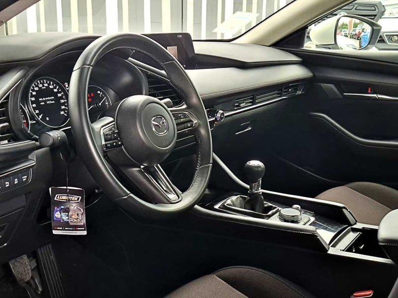 Mazda 3 SEDAN 2.0 SEDAN CORE MT 2025 - Imagen 13 de 20