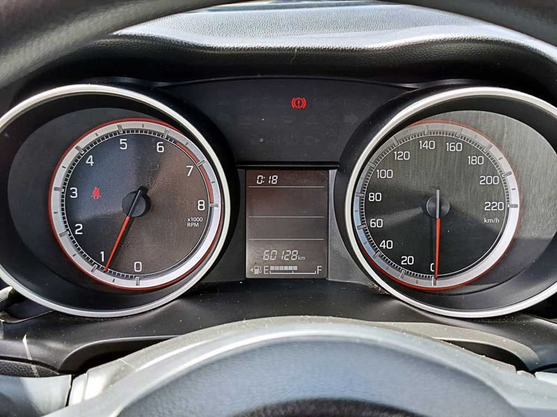 Suzuki SWIFT 1.2 GL MT 2024 - Imagen 16 de 18