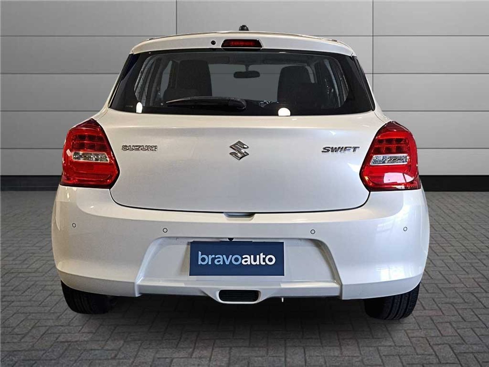 SUZUKI SWIFT 1.2 GLX PLUS AT 2023 - Imagen 3 de 20