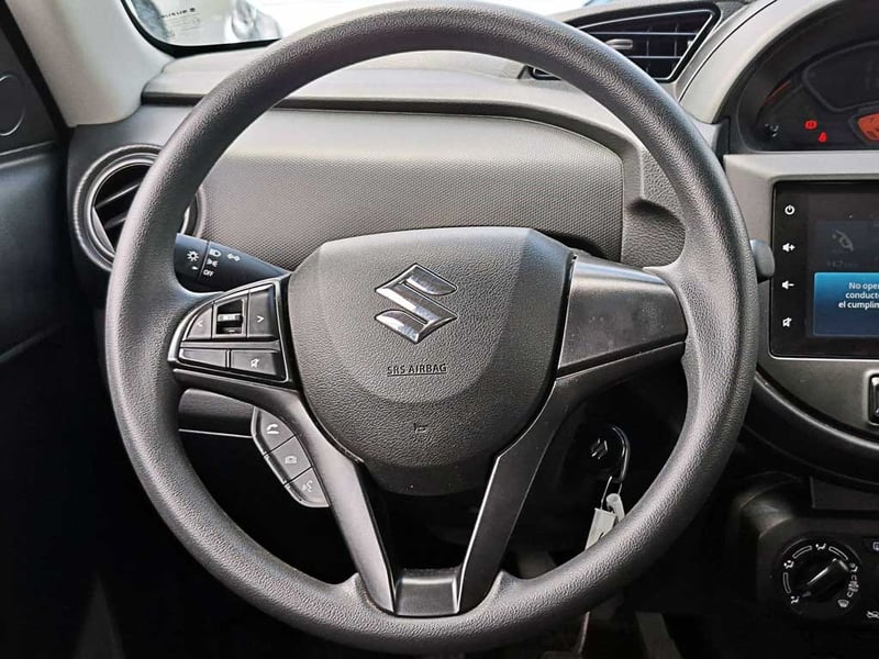 Suzuki S-PRESSO 1.0 GLX PLUS MT 2024 - Imagen 14 de 18