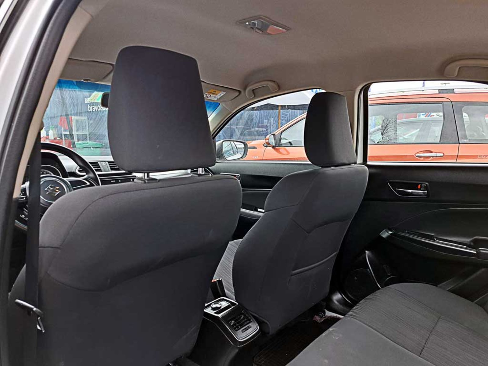 Suzuki DZIRE 1.2 GL SPORT MT 2024 - Imagen 15 de 20