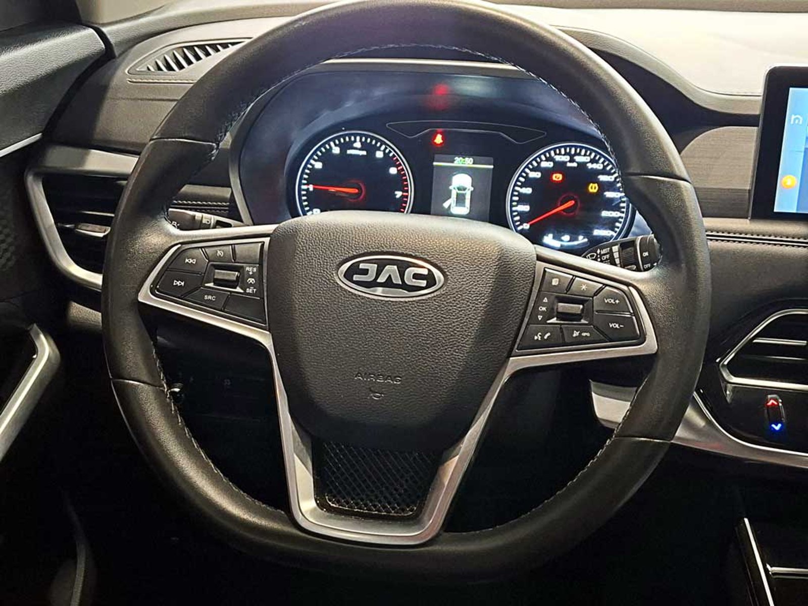 JAC JS8 1.5 LUXURY SE 6 MT 2024 - Imagen 9 de 19