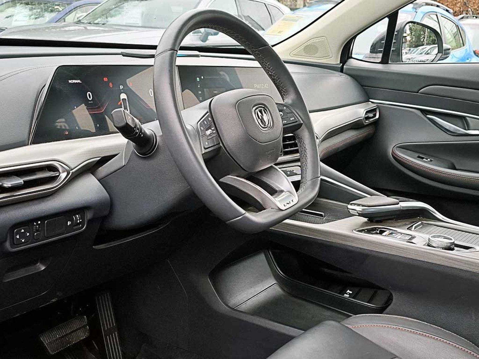 Changan UNI-T 1.5 LUXURY 2024 - Imagen 10 de 20