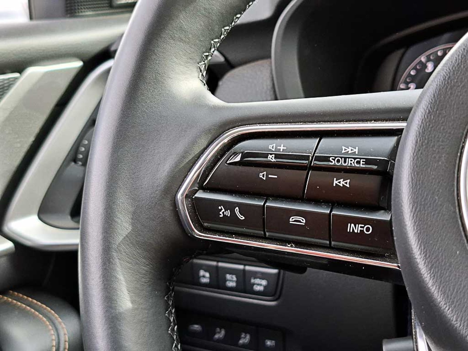 Mazda CX-90 (IN) 3.3 SIGNATURE AT 4X4 HIBRIDO 2025 - Imagen 17 de 20