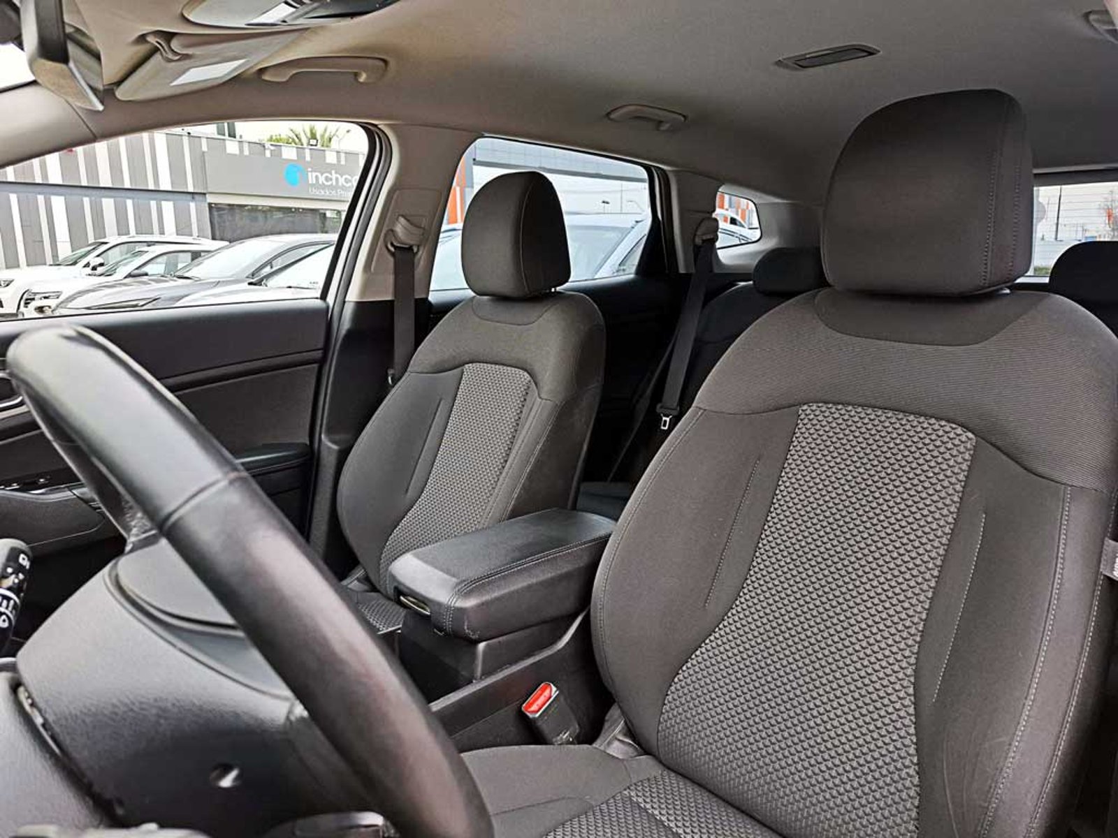 Kia SPORTAGE 2.0 EX CI DIES 2WD 8AT 5P 2023 - Imagen 14 de 20