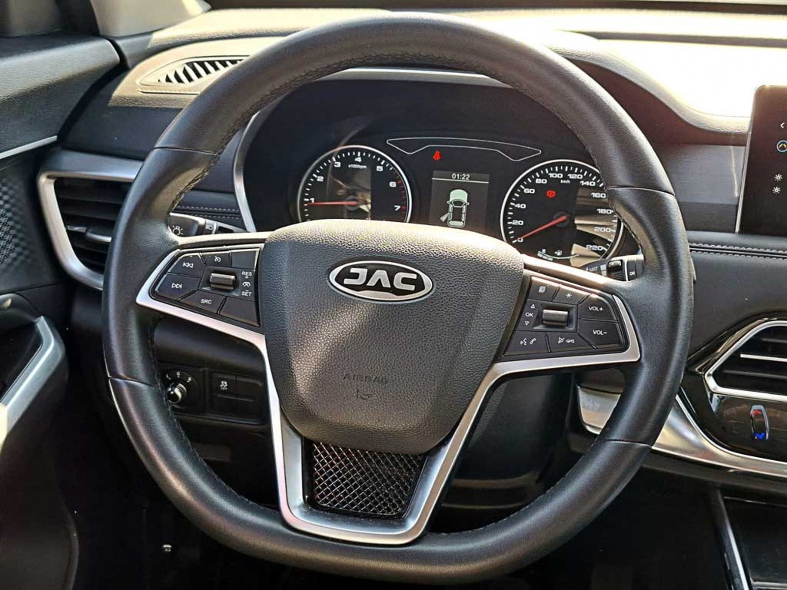 JAC JS8 1.5 LUXURY SE DCT AT 2024 - Imagen 8 de 18