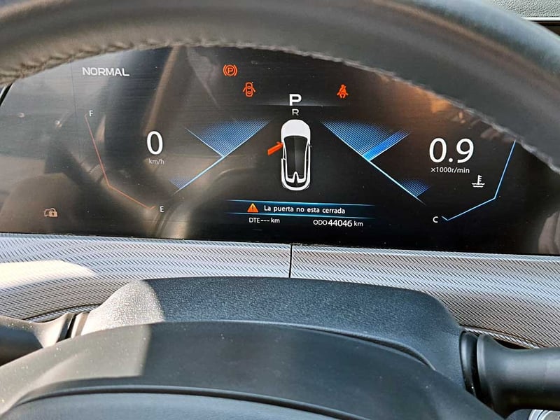 Changan UNI-T 1.5 LUXURY AT 2024 - Imagen 16 de 19