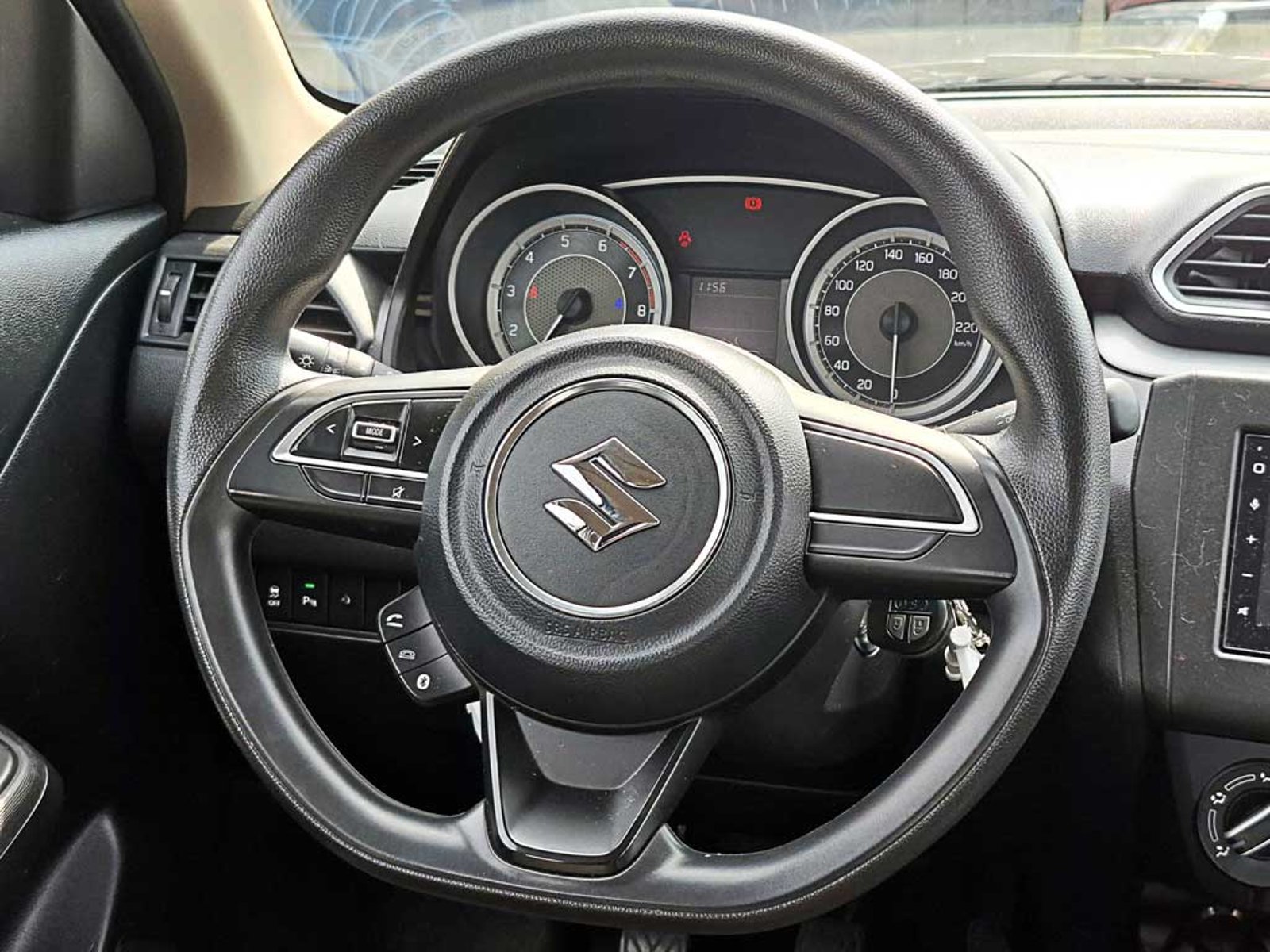 Suzuki DZIRE 1.2 GL MT 2023 - Imagen 9 de 18