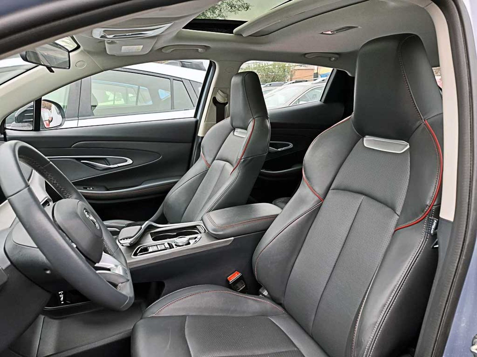 CHANGAN UNI-T (IN) 1.5 LUXURY AT 2024 - Imagen 15 de 20