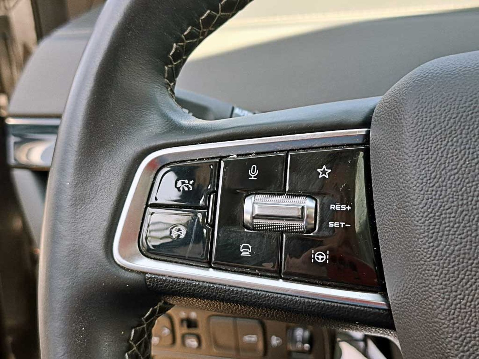 CHANGAN UNI-K 2.0 T ELITE AT 2024 - Imagen 16 de 20