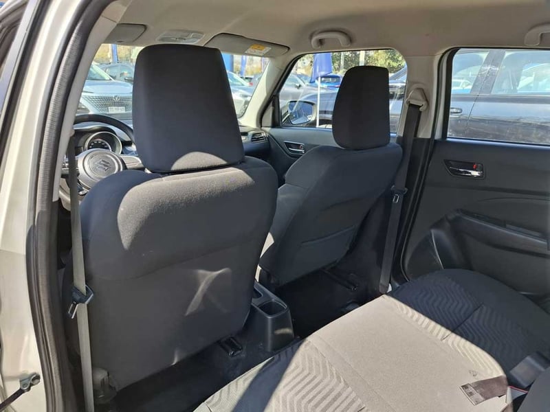 Suzuki SWIFT 1.2 GL MT 2024 - Imagen 15 de 20
