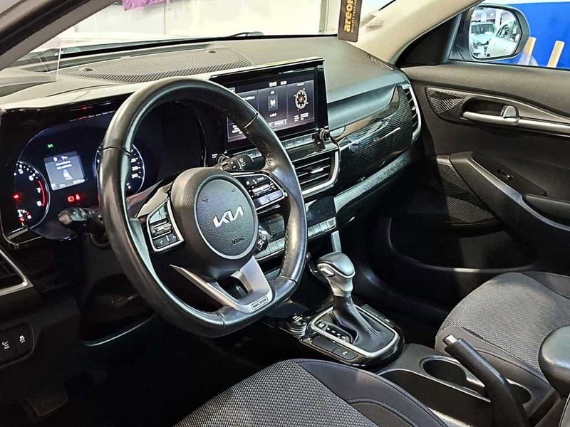 Kia SELTOS 1.6 EX FULL AT 2023 - Imagen 13 de 20