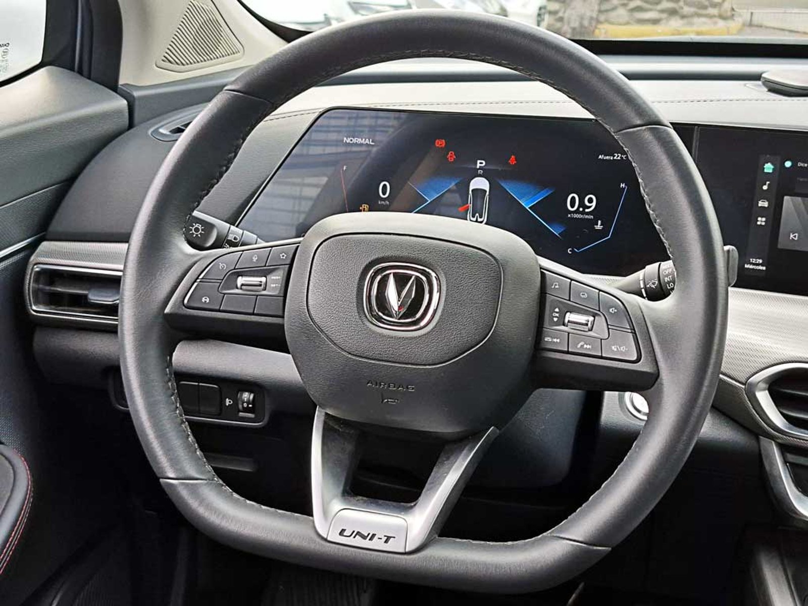 Changan UNI-T 1.5 LUXURY AT 2024 - Imagen 10 de 20