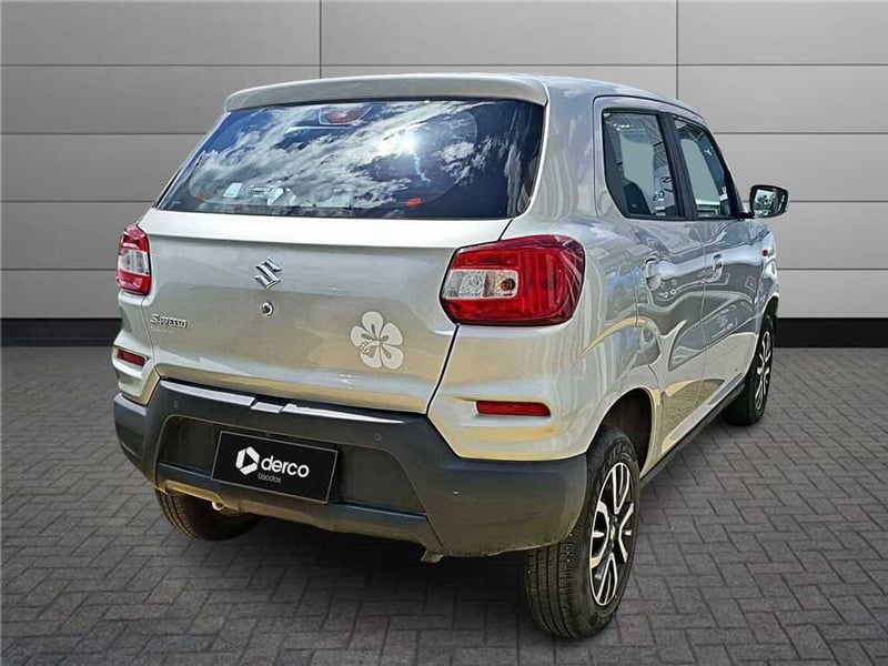 Suzuki S-PRESSO 1.0 GLX PLUS MT 2024 - Imagen 4 de 18